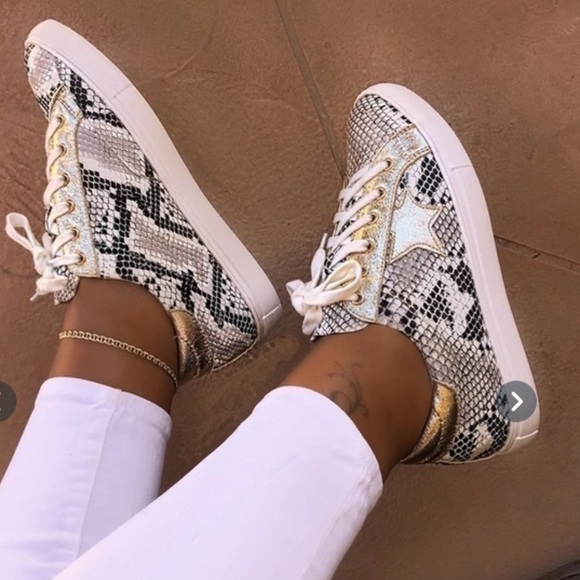 Grey Snakeskin Silver Star Print Casual Sneakers - Picture 3 of 5